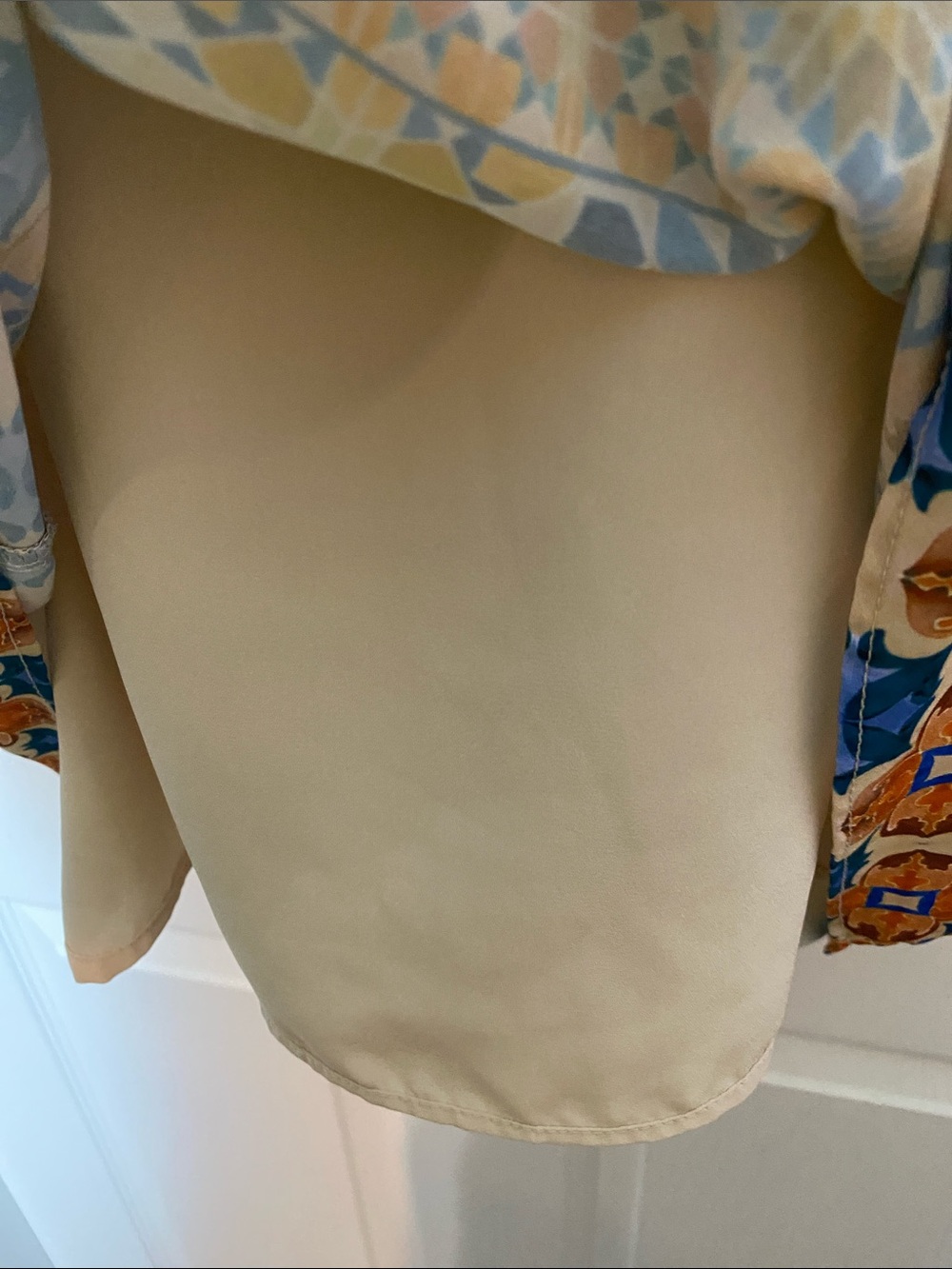 Antibes Blanc Printed Sleeveless Tunic in Cream, Blue & Yellow Size XL - Picture 7 of 8